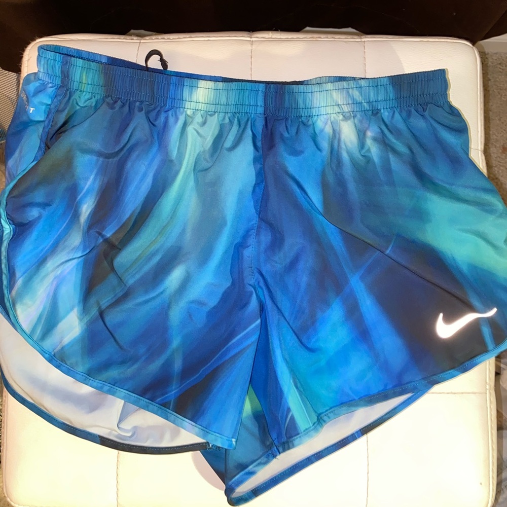 Nike women’s running shorts